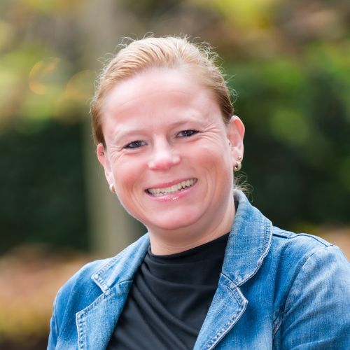 Stephanie Pompen | team Van den Brekel Notariaat